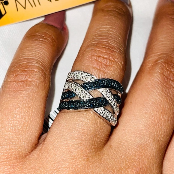 Custom Designer Real Blue Diamond Band Ring SALE! - Picture 5 of 9